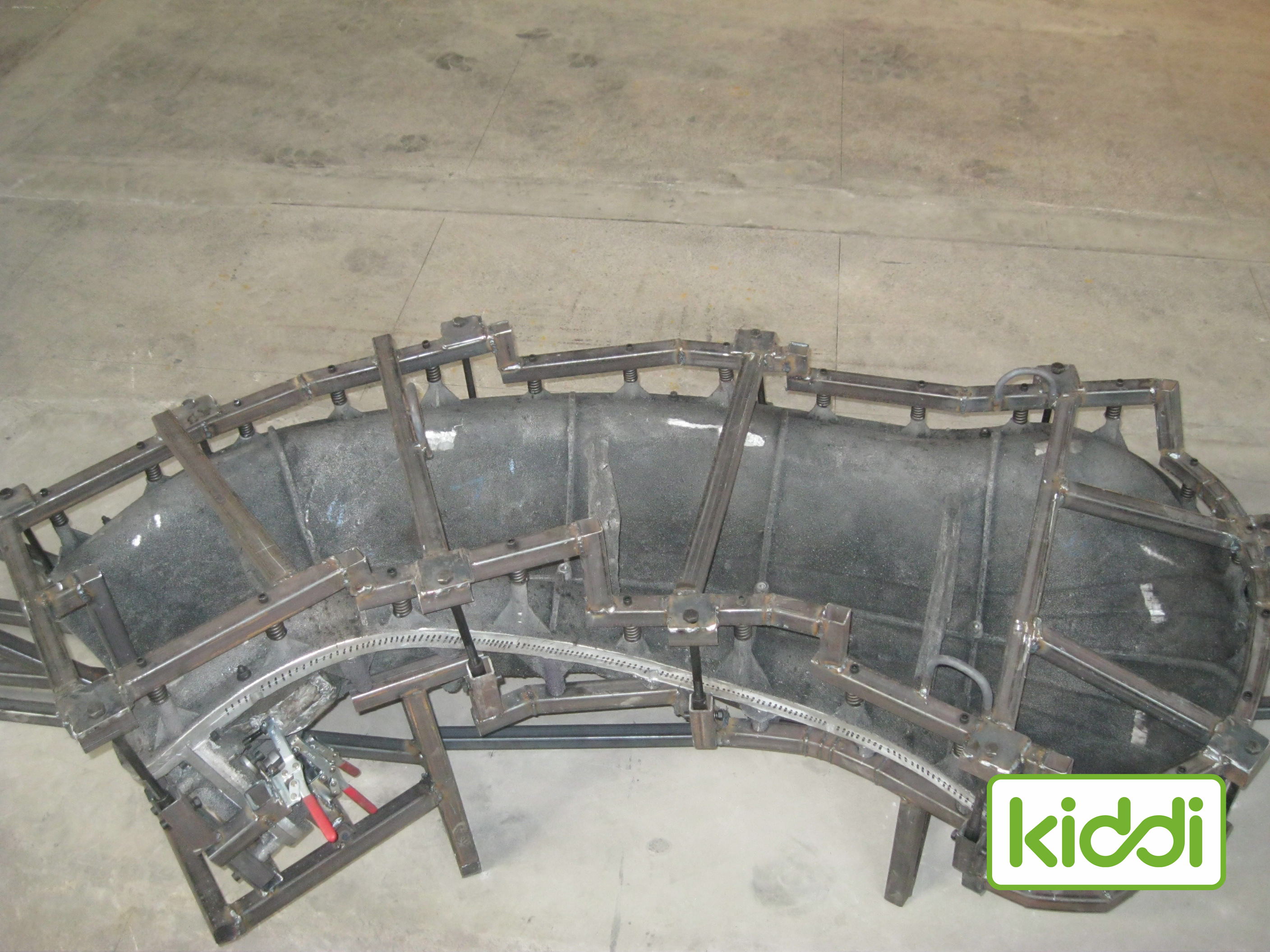 sola kavisli kayar roto kalıbı (5)